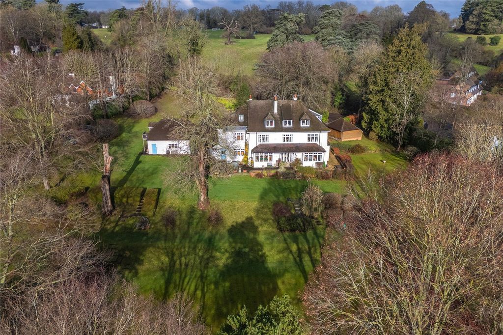 Additional image 2 of 9 bed detached house for saleGillotts Lane, Harpsden, Henley-On-Thames, Oxfordshire RG9