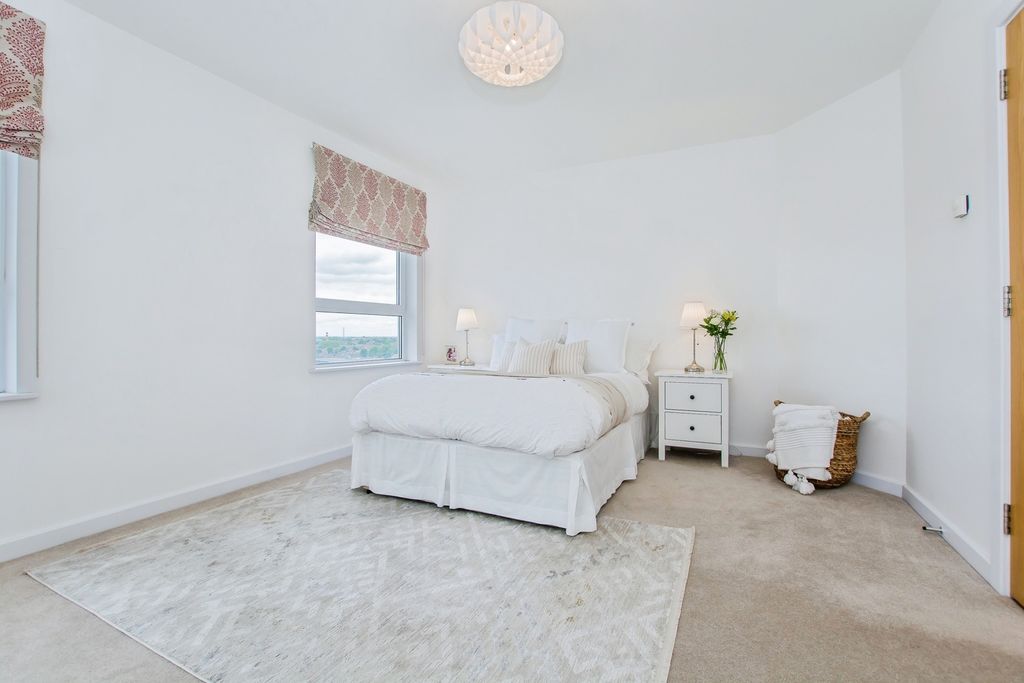 Additional image 6 of 2 bed flat for saleBroadway, Peterborough, Cambridgeshire PE1