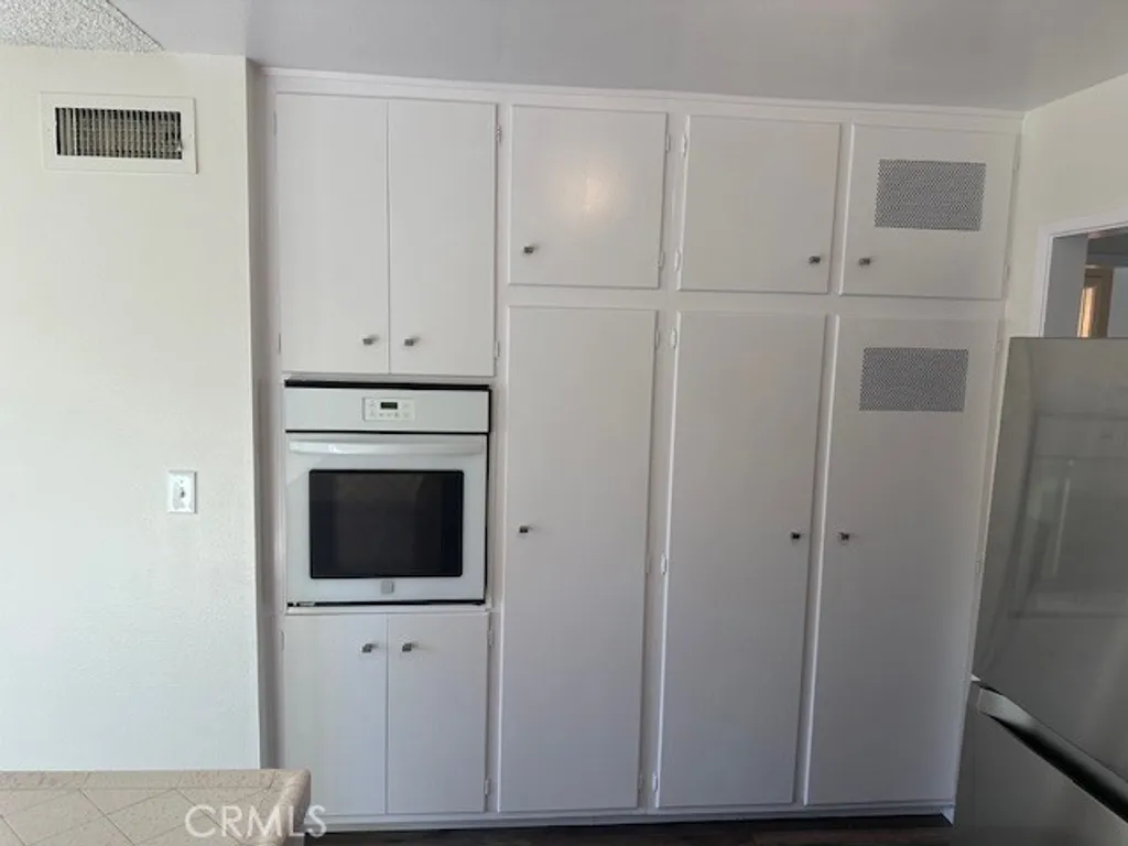 Additional image 4 of 1201 N California Street Unit 16, Orange, CA 92867