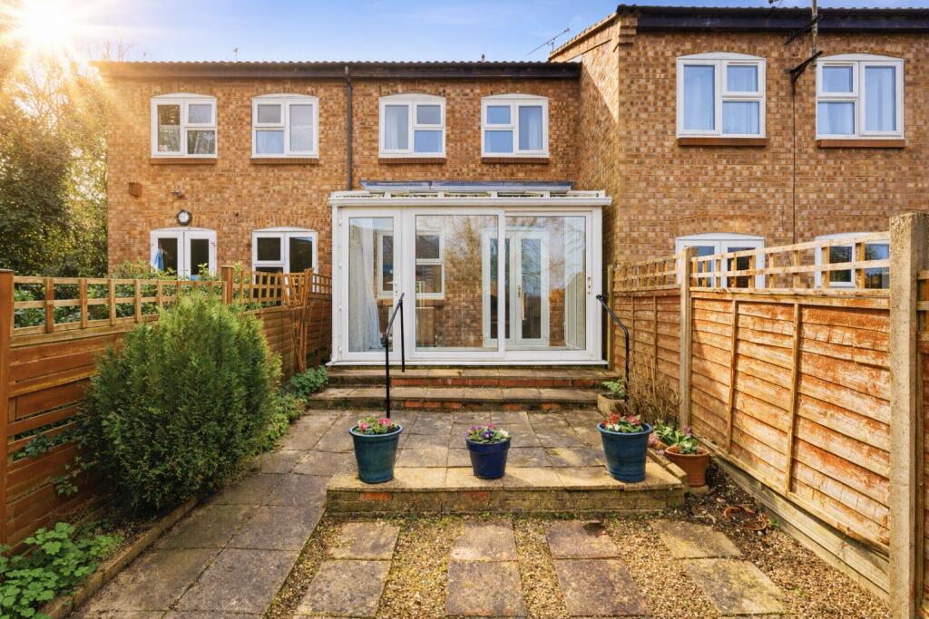 Additional image 10 of Taylor Close, St. Albans, Hertfordshire, AL4