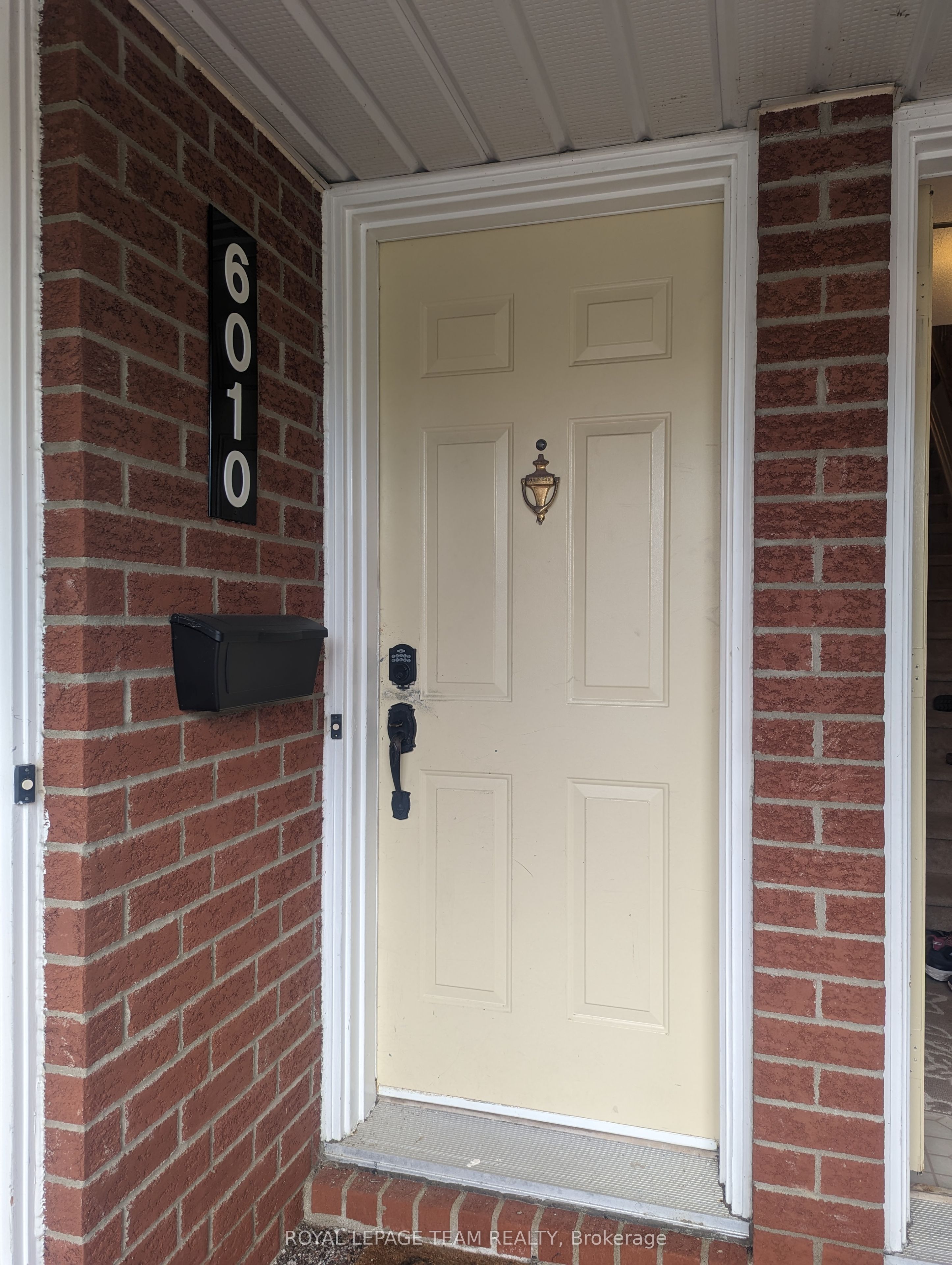 Additional image 2 of 17B-6010 Red Willow Drive, Ottawa, ON, K1C 7H9