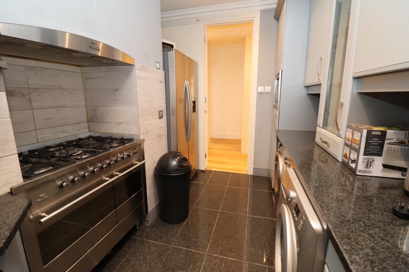 Additional image 9 of Room in a Shared Flat, Lodge Road, NW8, N1 7GU