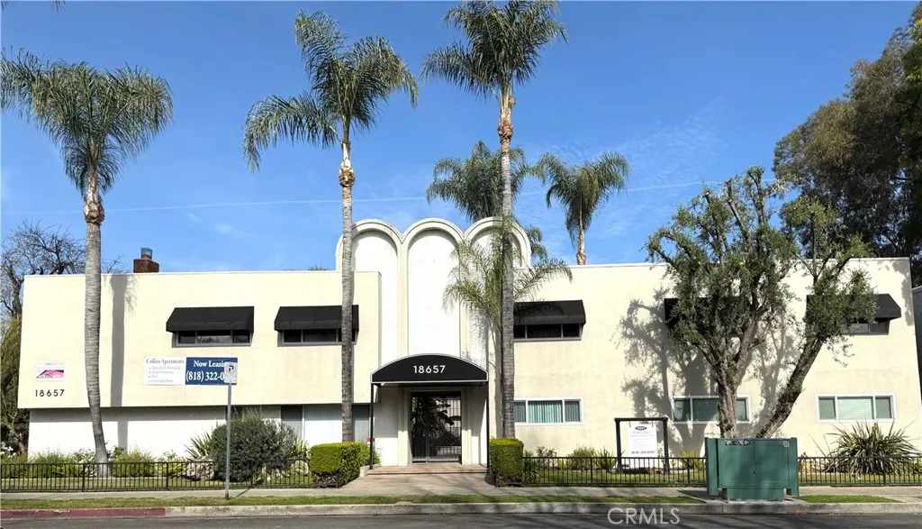 18657 Collins Street Unit 19, Tarzana, CA 91356