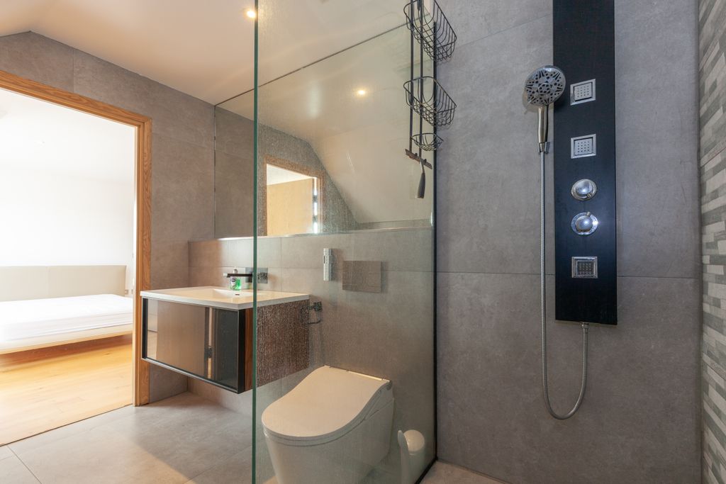 Additional image 14 of 3 bed penthouse for saleThe Lion Brewery, St Thomas' Street, Oxford OX1