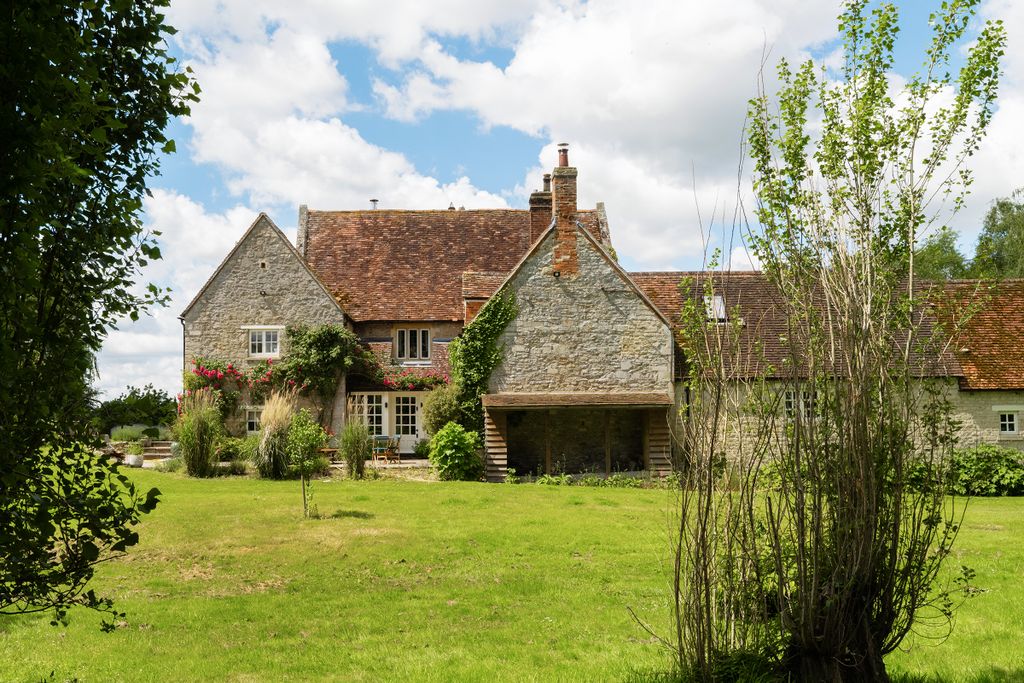 Additional image 2 of 6 bed country house for saleChiselhampton, Oxford OX44