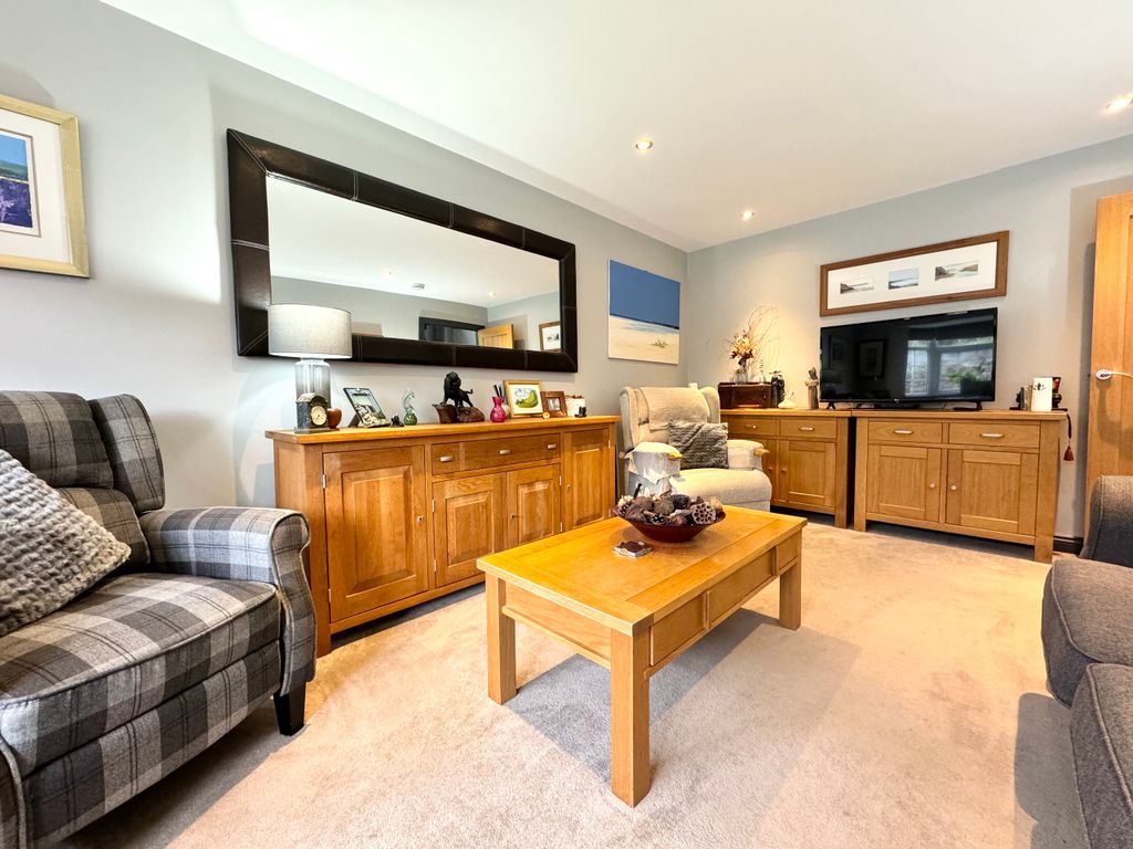 5 bed detached house for saleCopper Beeches, Corner House Street, Aberdare, Mid Glamorgan CF44 photo 3