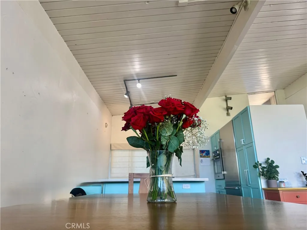 Additional image 52 of 11551 Decente Dr, Studio City, CA 91604