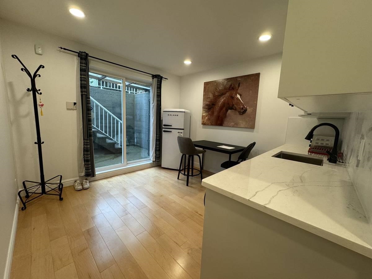 Additional image 2 of 3000 W 42nd Avenue, Vancouver, BC, V6N 3H1