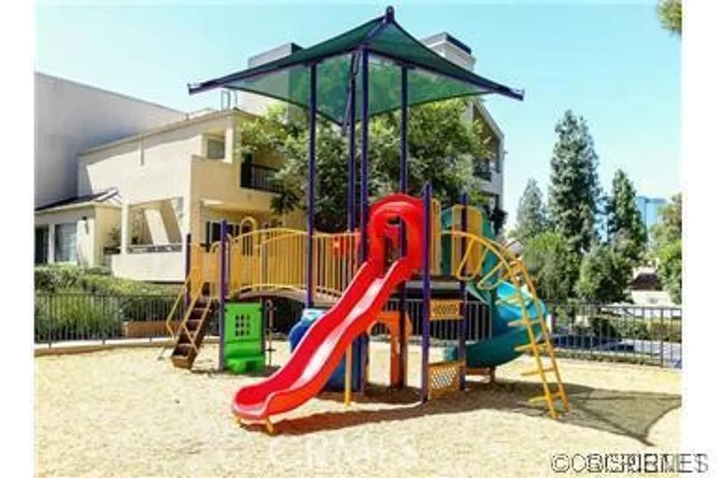 Additional image 21 of 5515 Canoga Unit 127, Woodland Hills, CA 91367