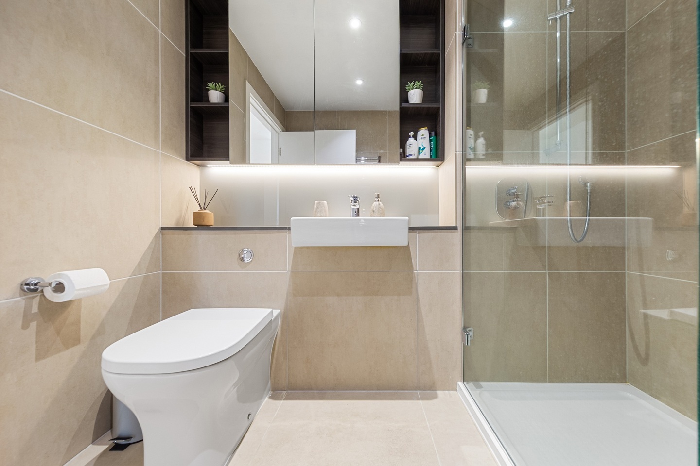 Additional image 19 of 2 Bed Flat, St Gabriel Walk, SE1, N1 7GU