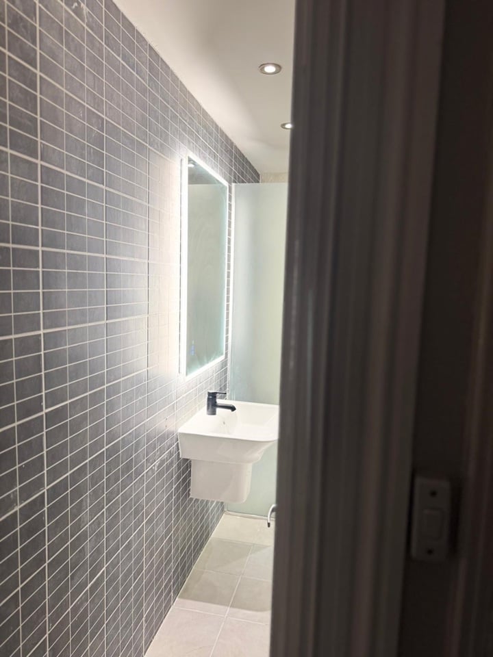 Additional image 20 of 3 Bed Penthouse, Beaufort Gardens, SW3, N1 7GU