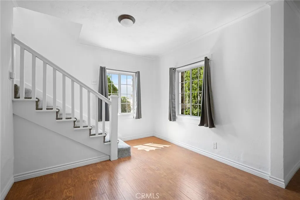 Additional image 23 of 2526 Foothill Boulevard, La Crescenta, CA 91214