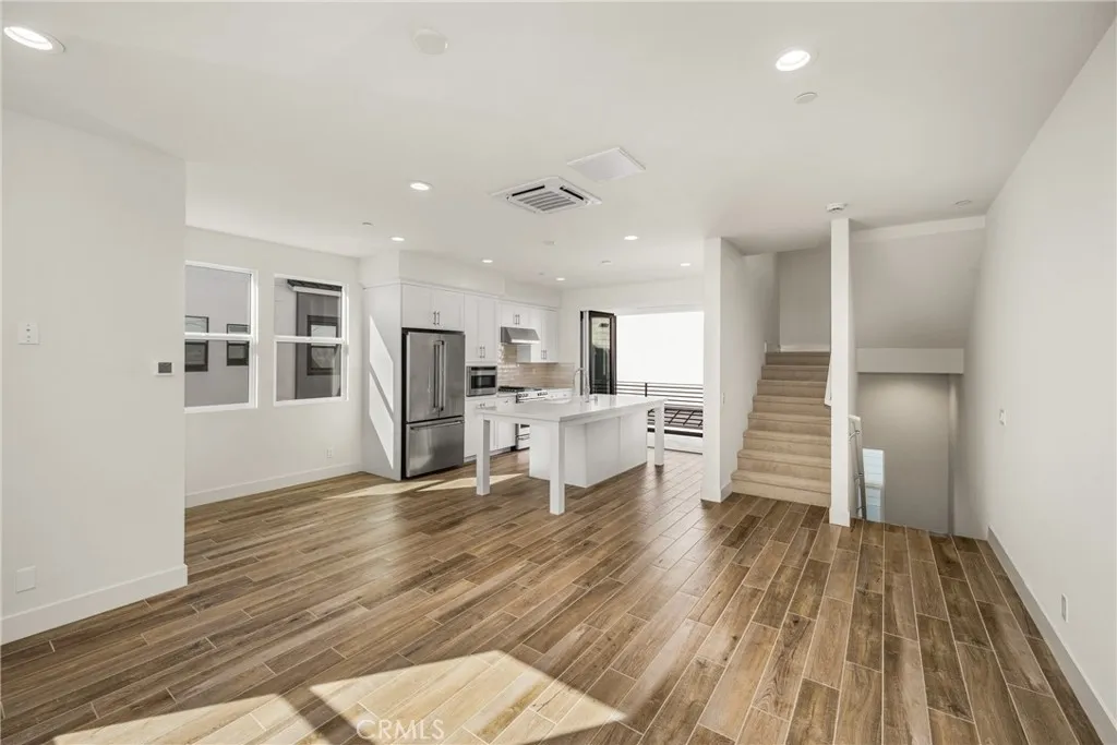 Additional image 42 of 19031 Main St #101, Huntington Beach, CA 92648