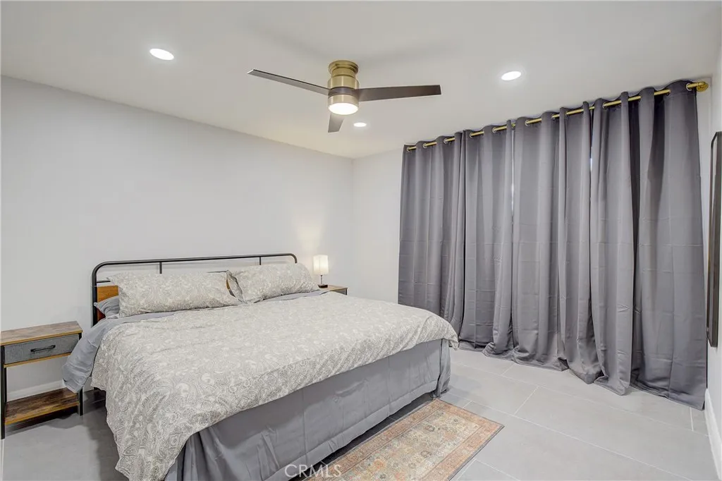 Additional image 58 of 16562 Regina Cir Unit 4, Huntington Beach, CA 92649