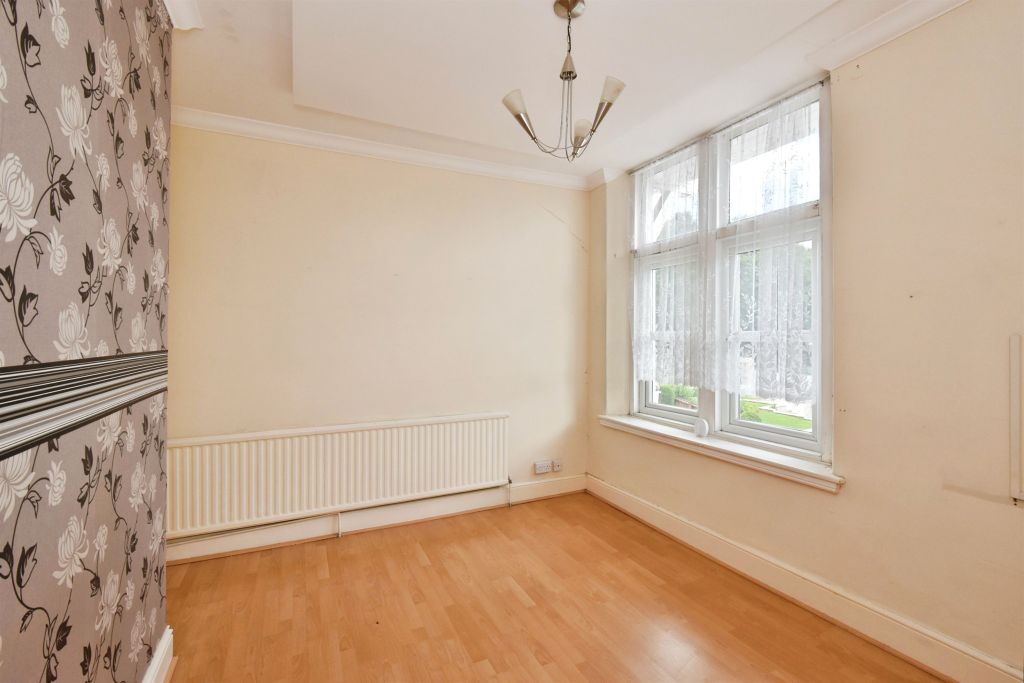 Additional image 12 of 1 bed flat for saleCwmbach Road, Aberdare CF44
