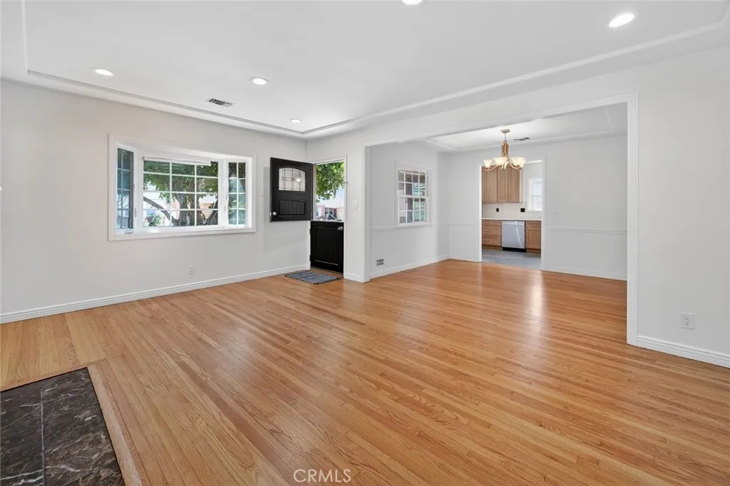 Additional image 33 of 1641 N Catalina St, Burbank, CA 91505