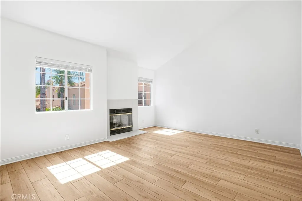 Additional image 14 of 5200 White Oak Avenue Unit 63, Encino, CA 91316