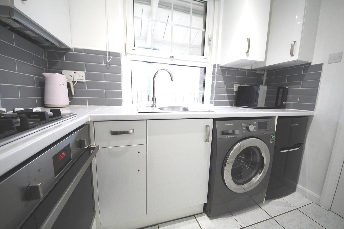 Additional image 10 of Studio Flat, Ebury Bridge Road, SW1W, N1 7GU