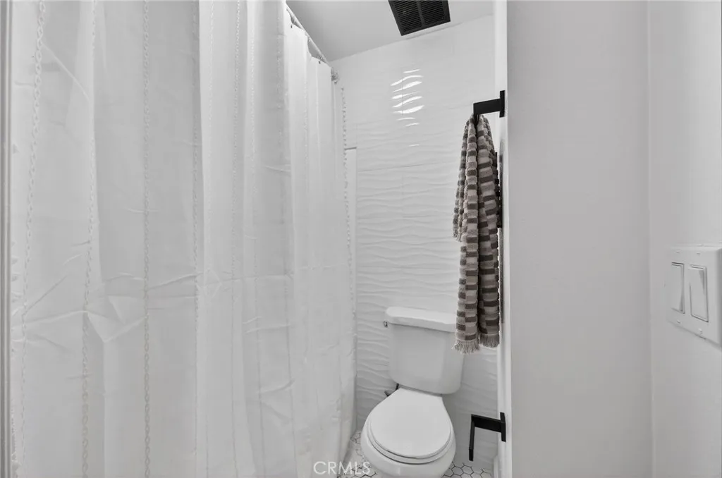 Additional image 21 of 2500 Abbot Kinney Boulevard Unit 9, Venice, CA 90291