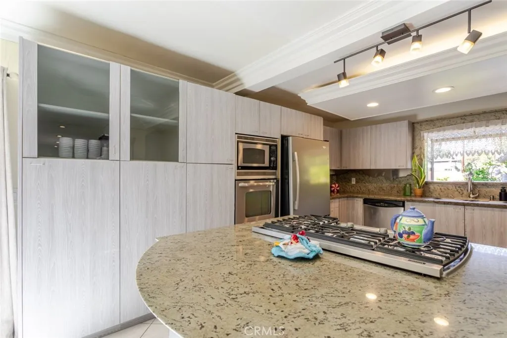 Additional image 21 of 19026 Keswick St, Reseda, CA 91335