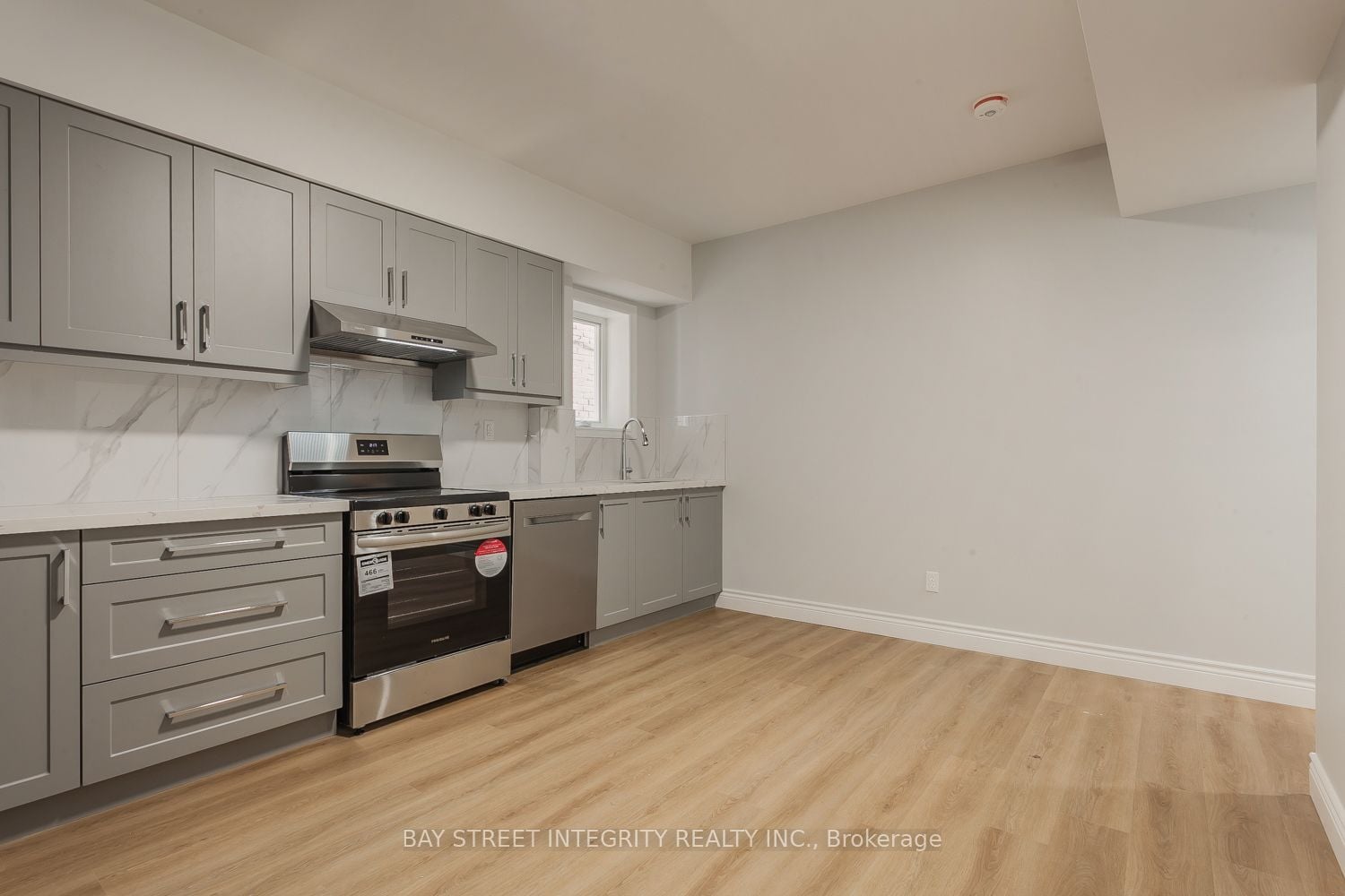 Additional image 5 of Main-459 Palmerston Boulevard, Toronto, ON, M6G 2N9
