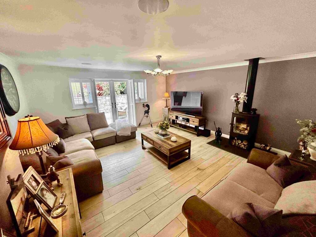 Additional image 8 of 4 bed detached house for saleGilfach Road, Tonyrefail, Porth CF39