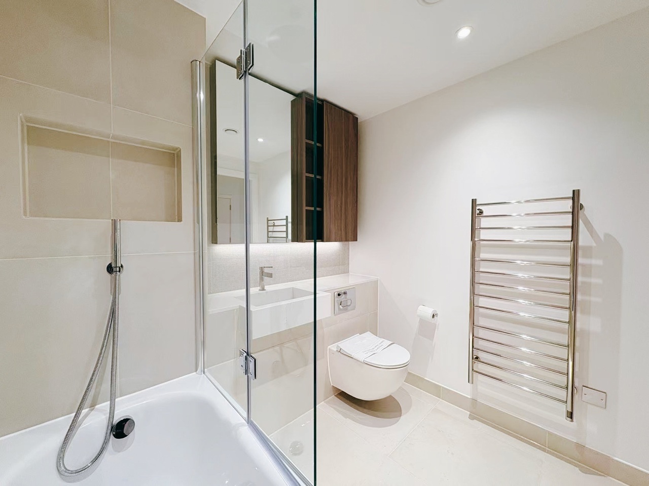 Additional image 12 of 2 Bed Flat, Majesty House, WC1X, WC1X 0FG