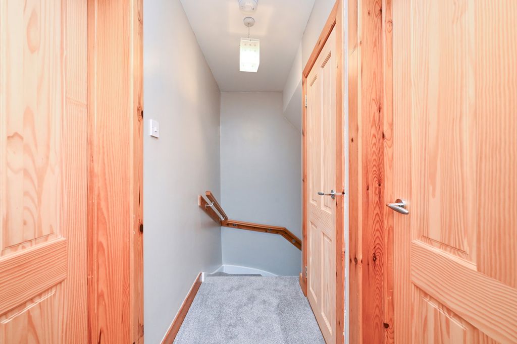 Additional image 16 of 3 bed terraced house for saleBruce Crescent, Lerwick, Shetland ZE1