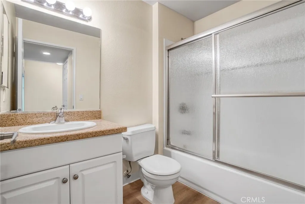 Additional image 36 of 21500 Burbank Blvd Unit 310, Woodland Hills, CA 91367