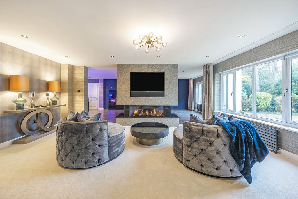 Additional image 12 of 7 bed detached house for saleLing Lane, Leeds LS14