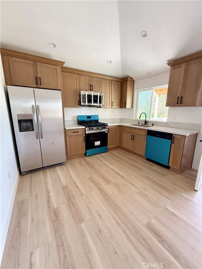 Additional image 15 of 20407 Strathern St Unit 20411, Winnetka, CA 91306