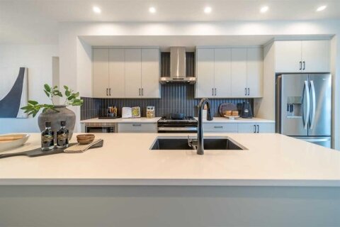 Additional image 8 of 42 Creekview Avenue SW, Calgary, AB, T2X 6M1