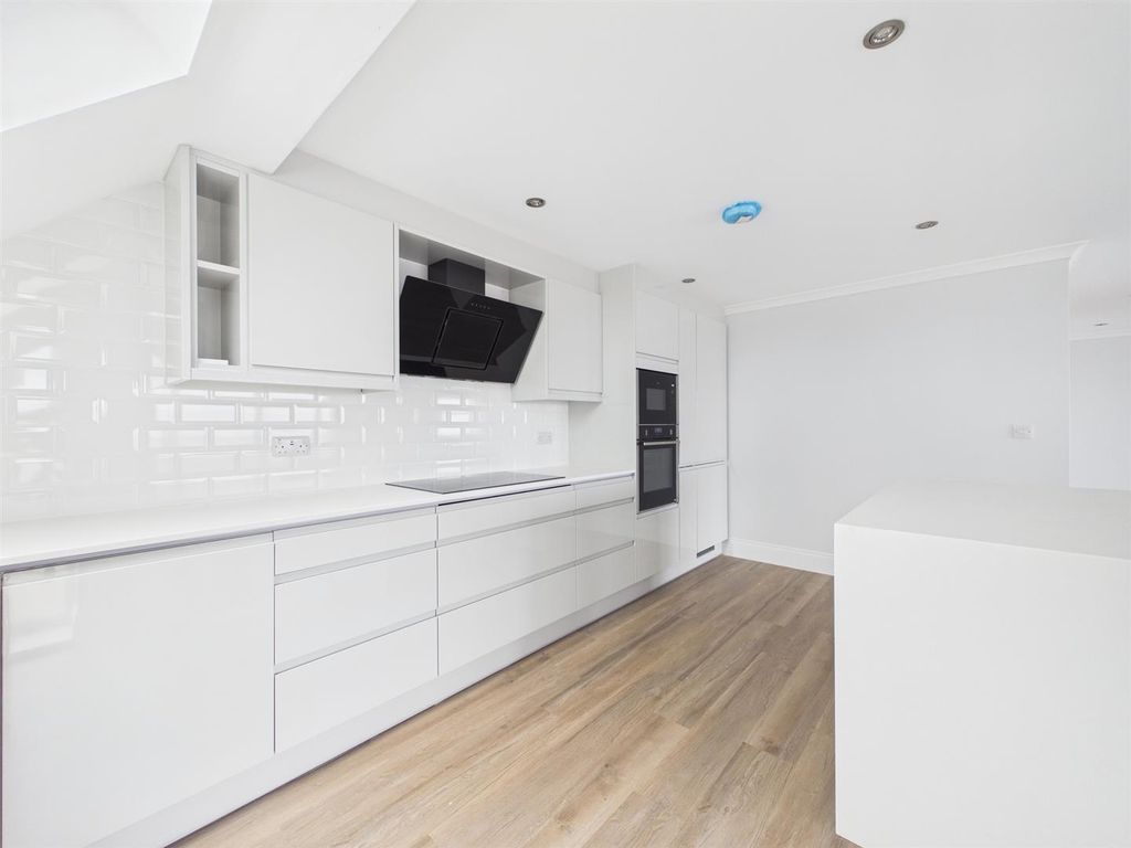 Additional image 12 of 2 bed flat for saleVictoria Road, Wallasey CH45