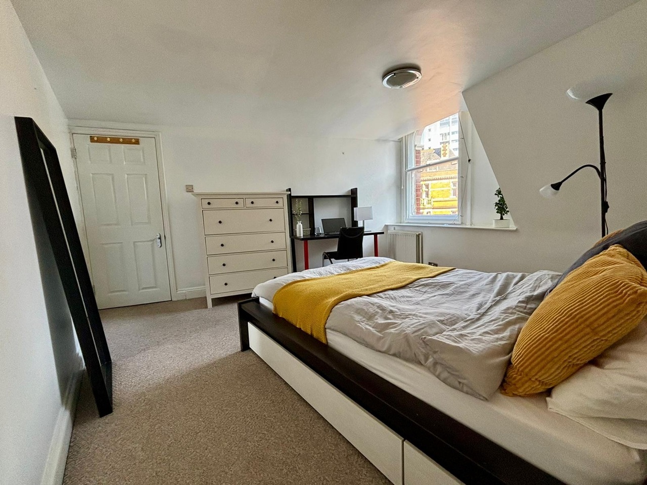 Additional image 11 of 3 Bed Flat, Exide House, WC2H