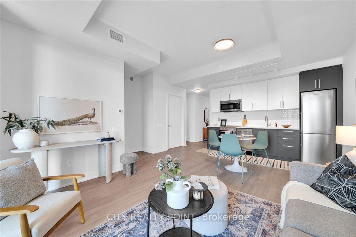 910-664 Spadina Avenue, Toronto, ON, M5S 2H7