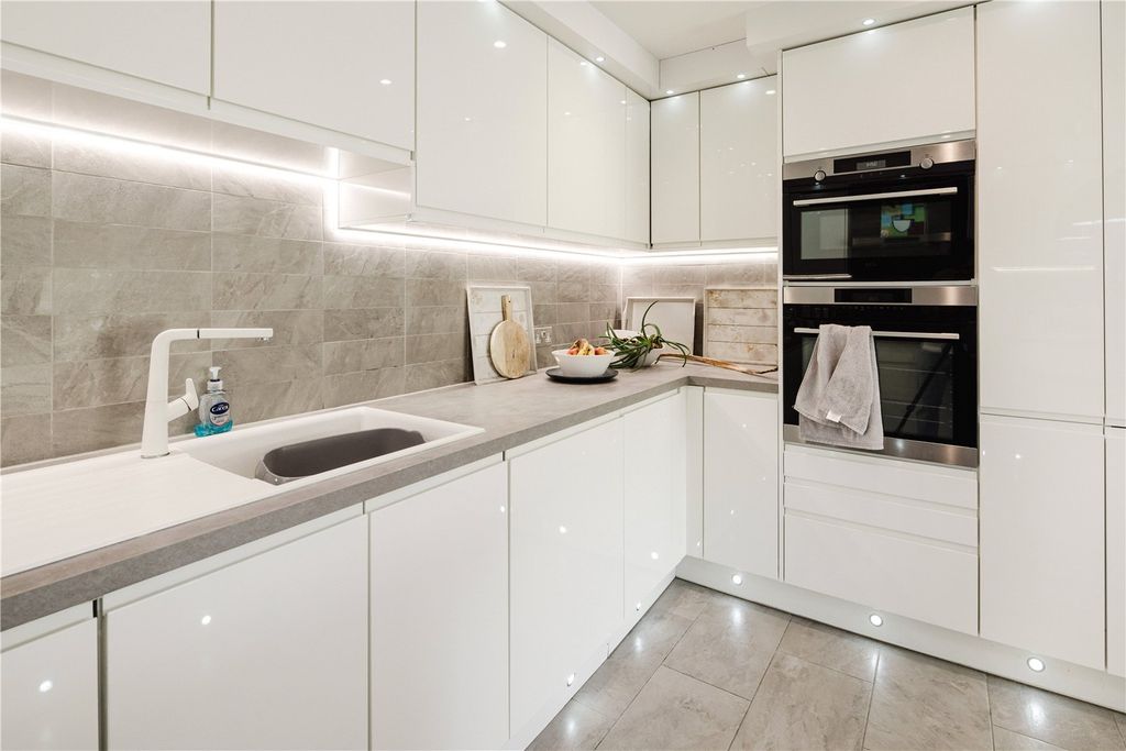 Additional image 10 of 2 bed flat for saleMoonraker, La Route De La Cote, St. Martin, Jersey JE3