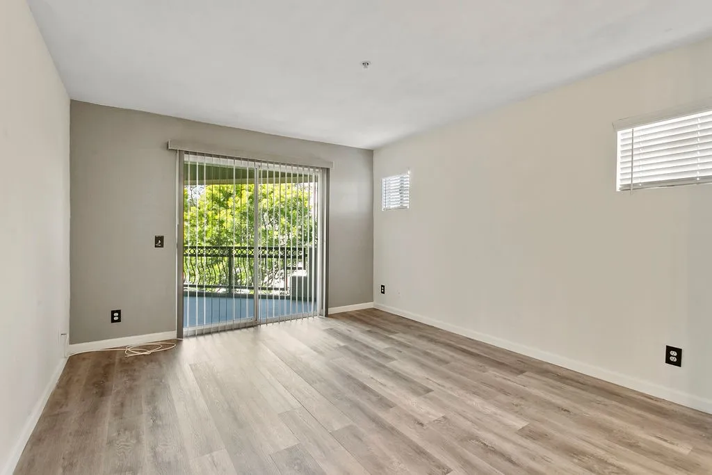 Additional image 33 of 430 Lake Street Unit 202, Huntington Beach, CA 92648