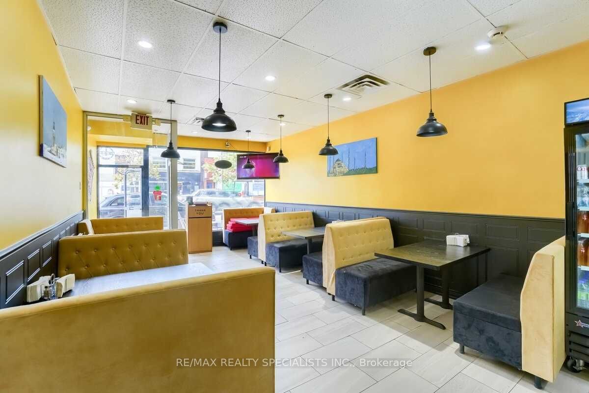 Additional image 5 of 3421 Yonge Street, Toronto, ON, M4N 2N1