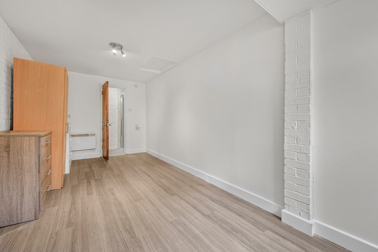 Additional image 5 of 2 Bed Semi-Detached House, Chaucer Drive, SE1, N1 7GU