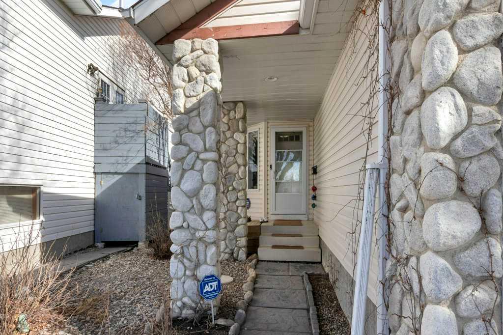 Additional image 4 of 14712 Mt Mckenzie Drive SE, Calgary, AB, T2Z2V1