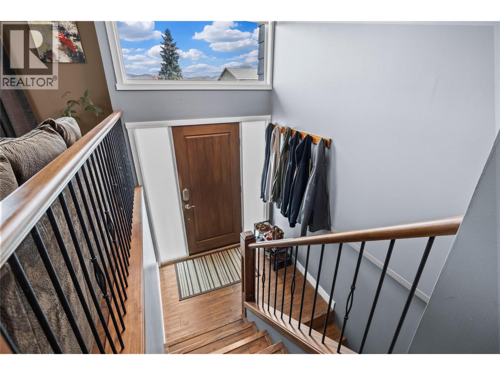Additional image 3 of 909 Grenfell Court, Kelowna, BC, V1Y8C5