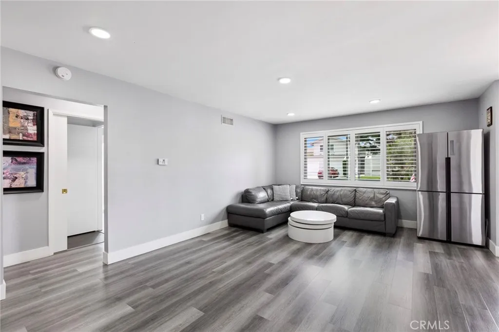 Additional image 30 of 2215 E Avalon Ave, Santa Ana, CA 92705