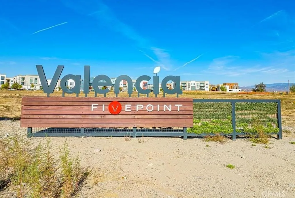 27586 Manzanita Way, Valencia, CA 91381