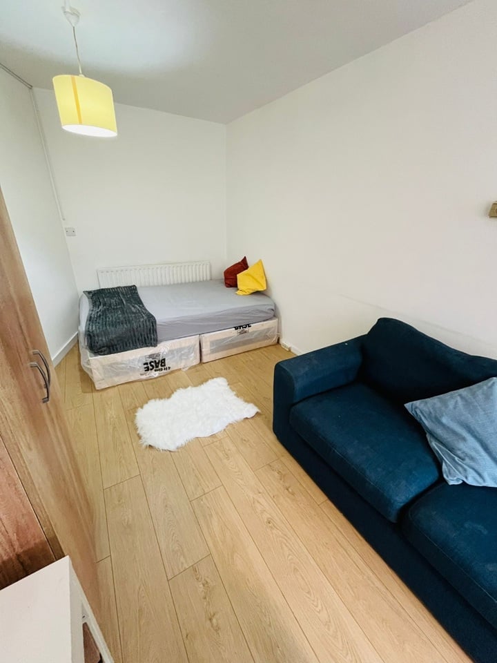 Additional image 2 of Room in a Shared Flat, Spacious Double Room In Paddington, W2, N1 7GU