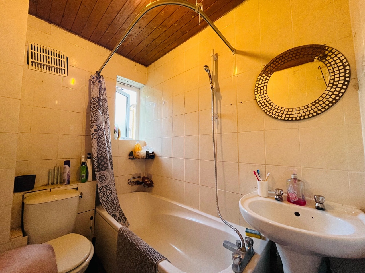 Additional image 9 of 3 Bed Flat, Penrose House, SE17, N1 7GU