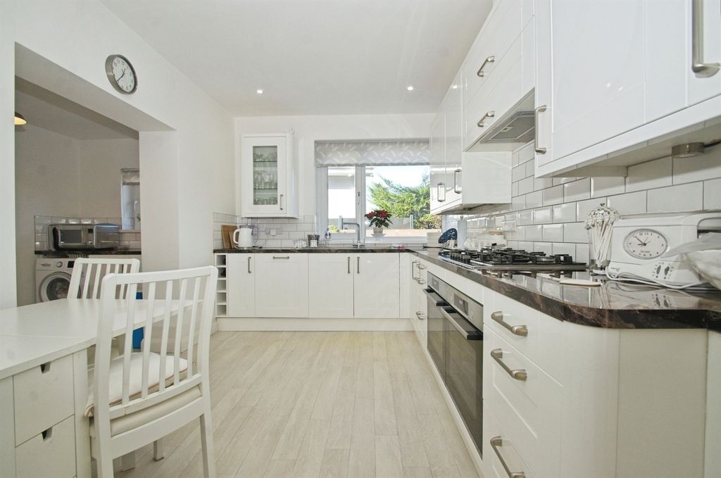 Additional image 3 of 4 bed detached bungalow for saleMaesteg Road, Cymmer, Port Talbot SA13