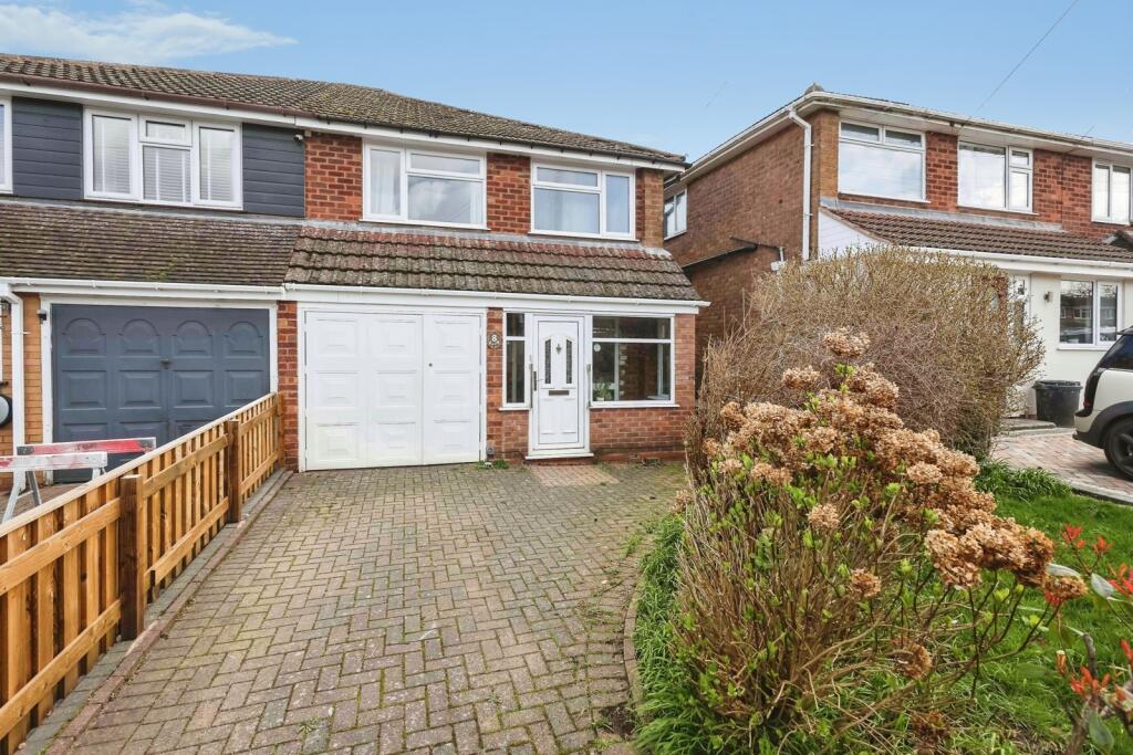 Corinne Close, Rednal, Birmingham, West Midlands, B45