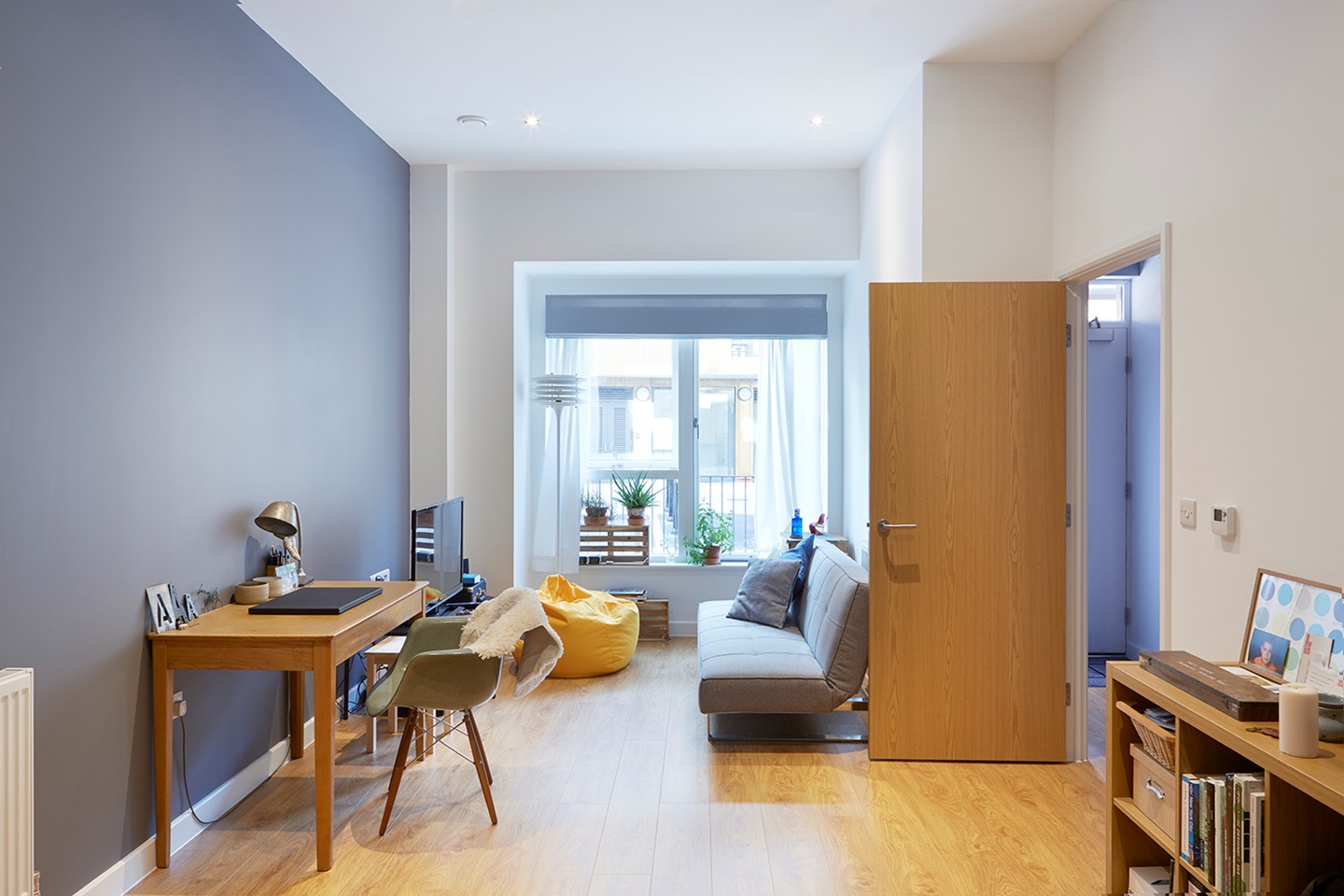 1 Bed Flat, Southampton Way, SE5, N1 7GU