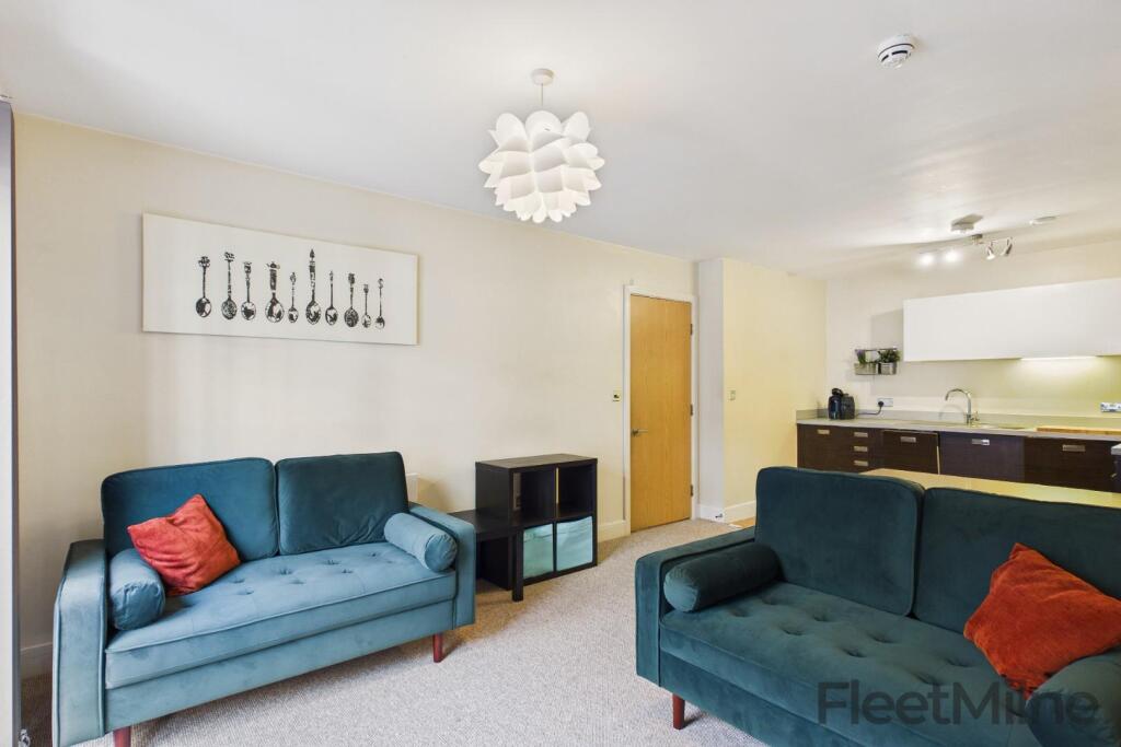 Postbox, Upper Marshall Street, B1 1LJ