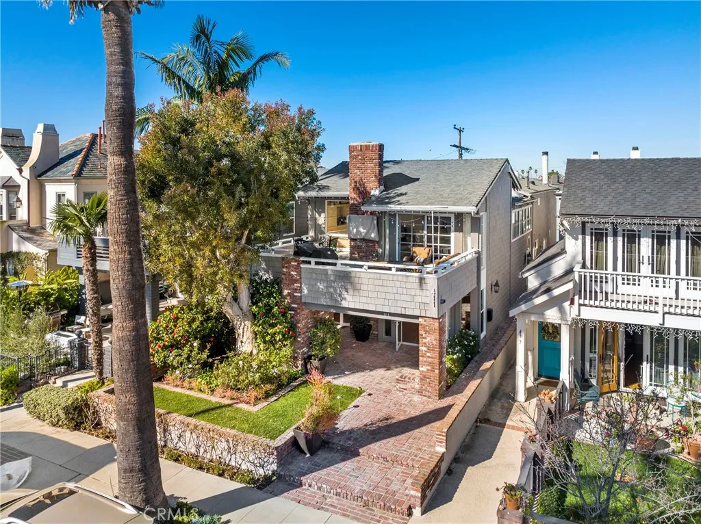 411 Goldenrod Ave Unit A, Corona Del Mar, CA 92625